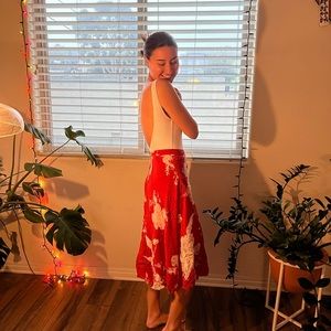 Alice + Olivia size 2 skirt